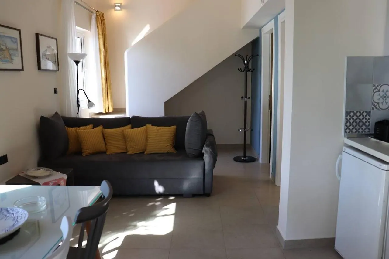 Mathesi Apartment Sea View Elia Nikitis